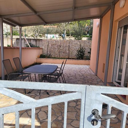 Apartman Leanton Pula Zewnętrze zdjęcie